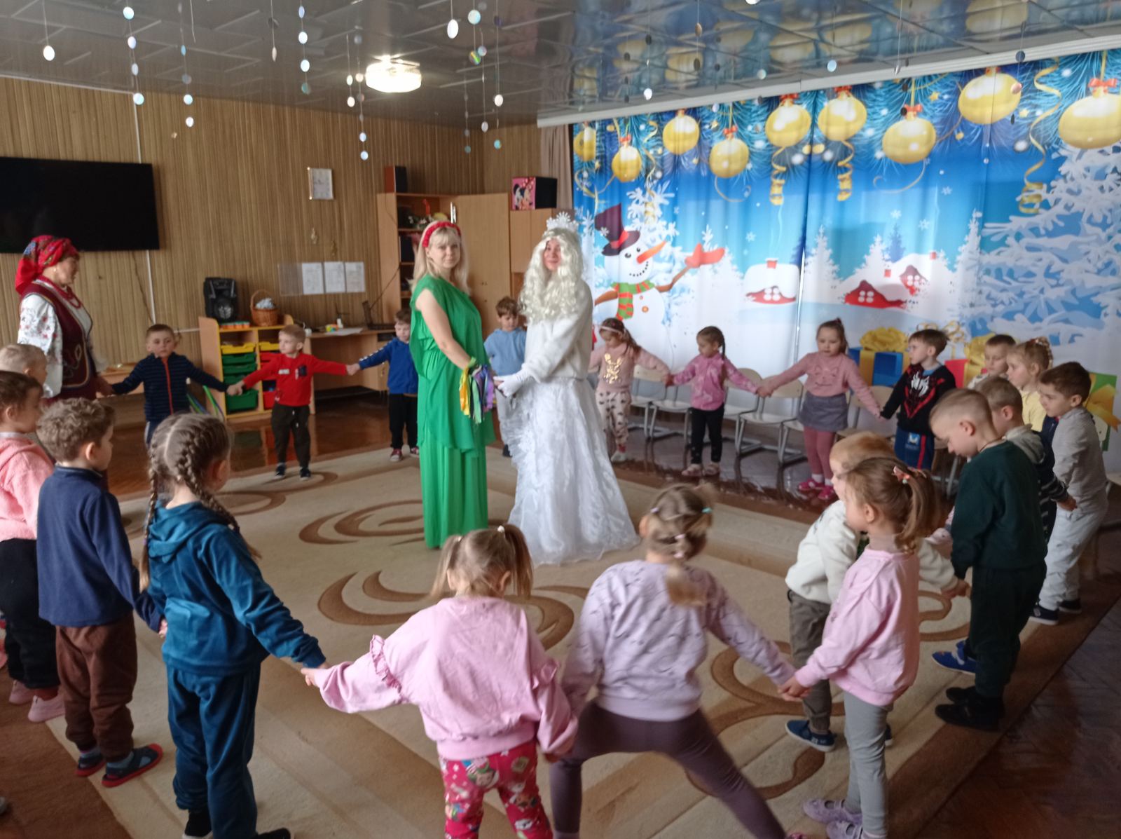 Фото без опису