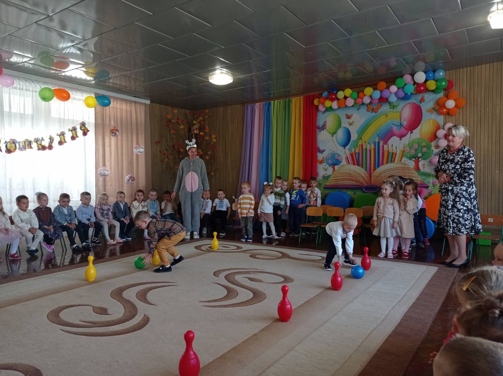 Фото без опису