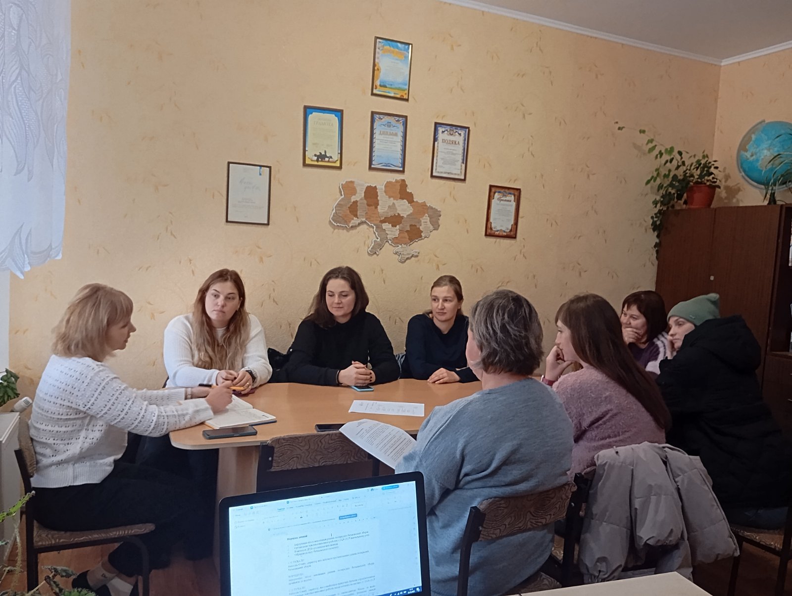 Фото без опису