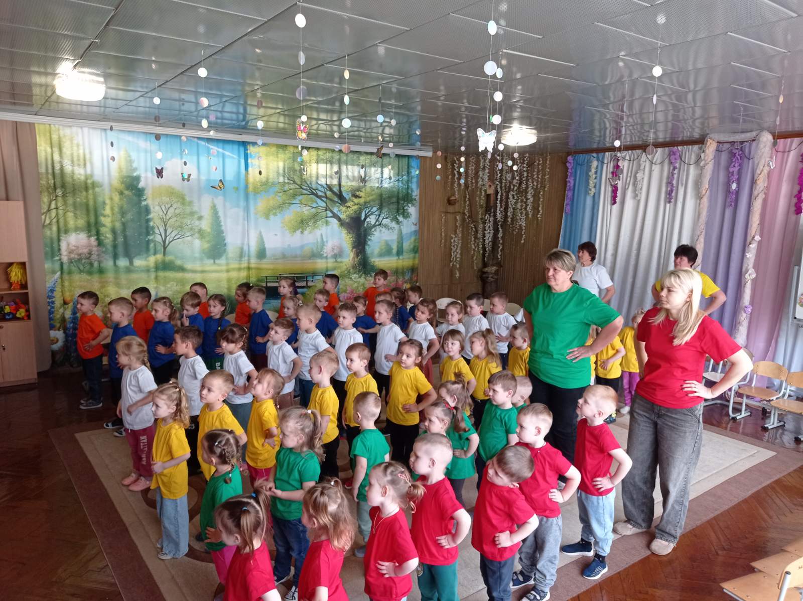 Фото без опису