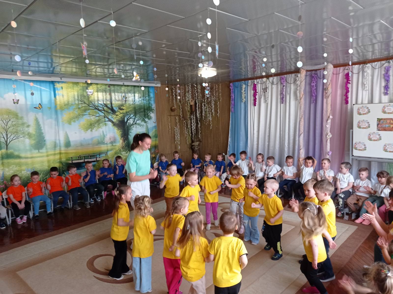 Фото без опису