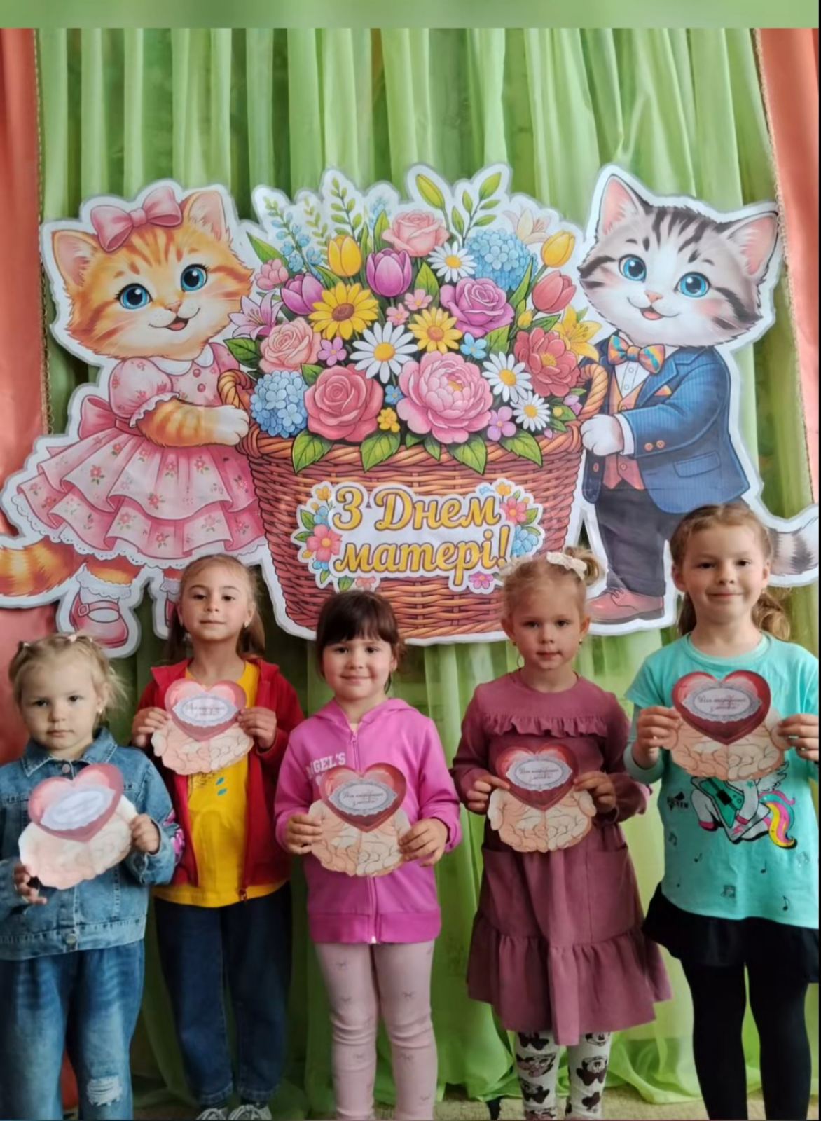 Фото без опису