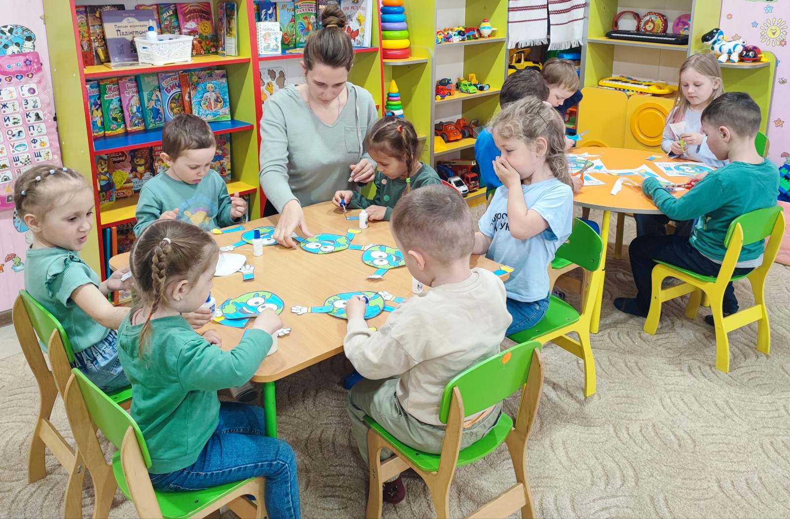 Фото без опису