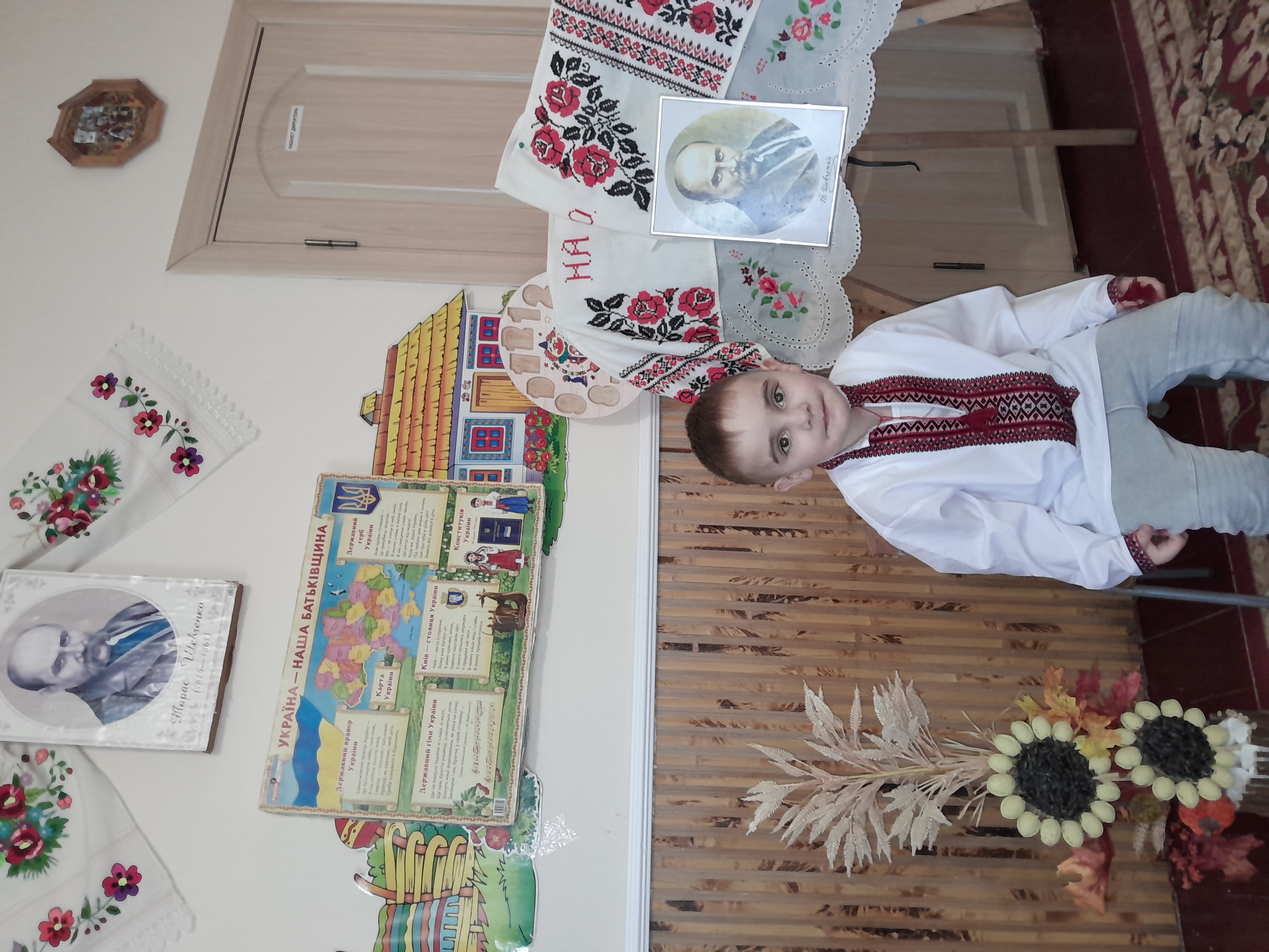 Фото без опису