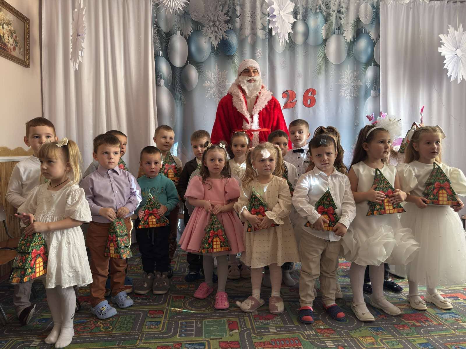 Фото без опису