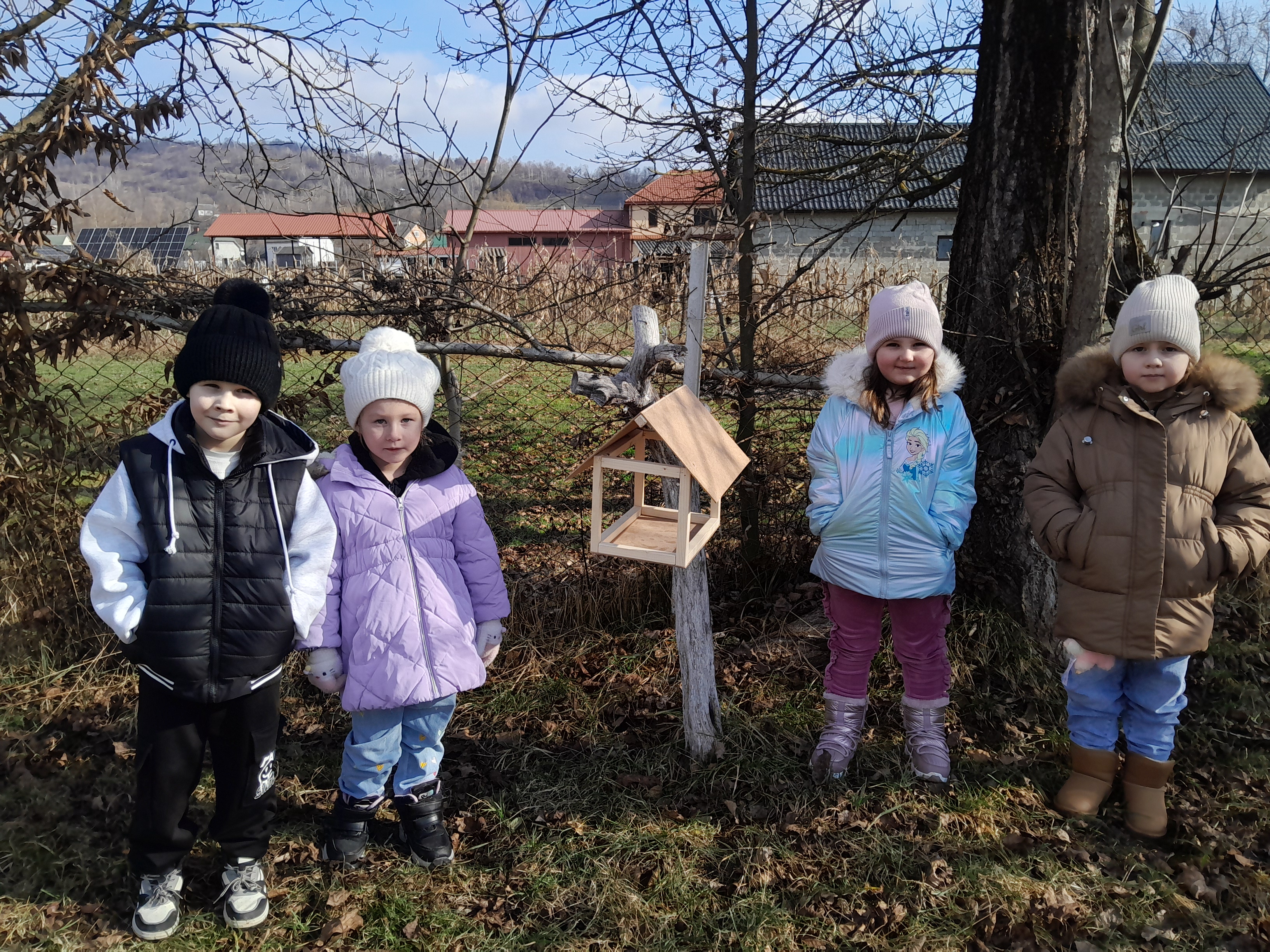 Фото без опису