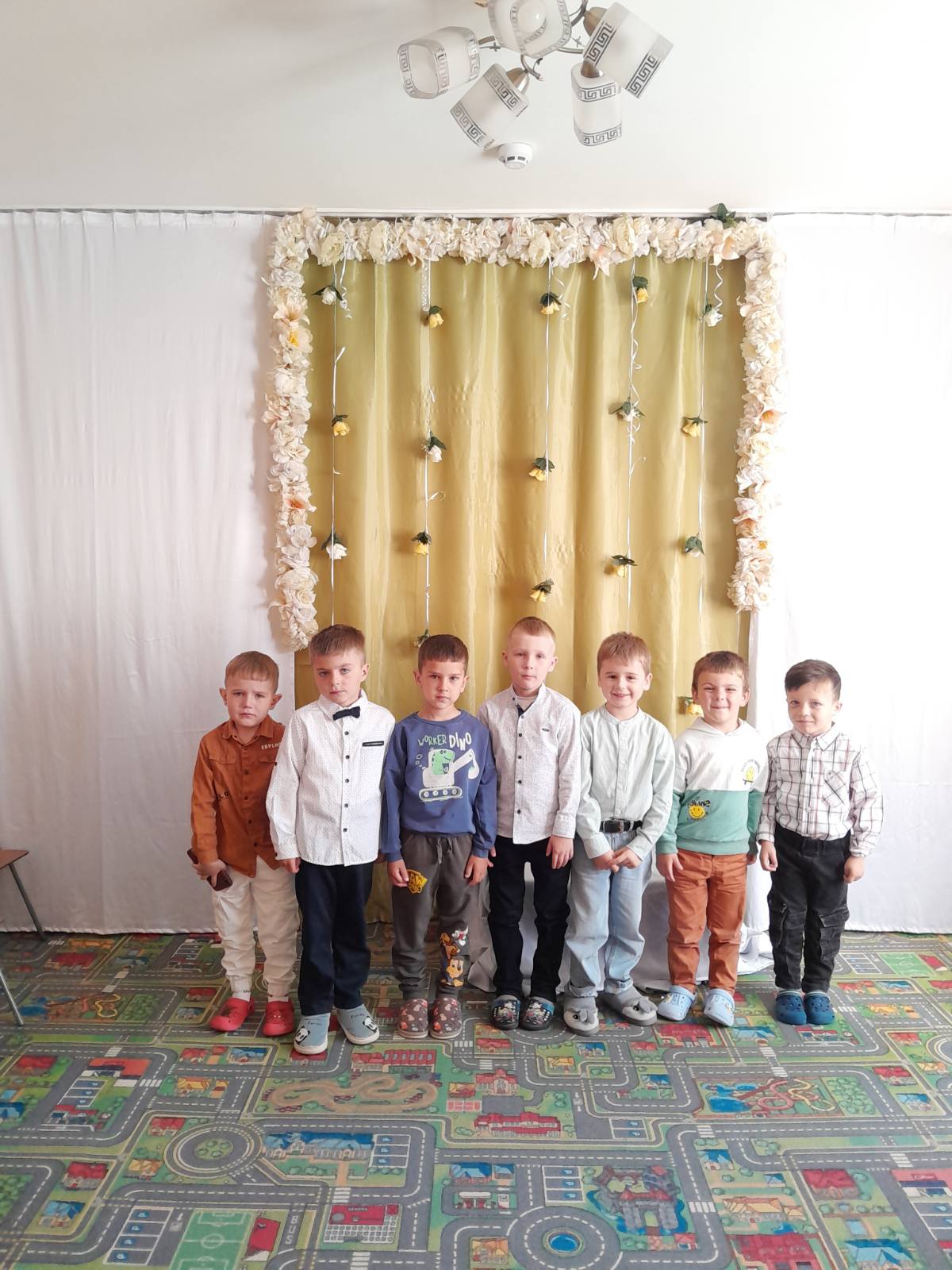 Фото без опису