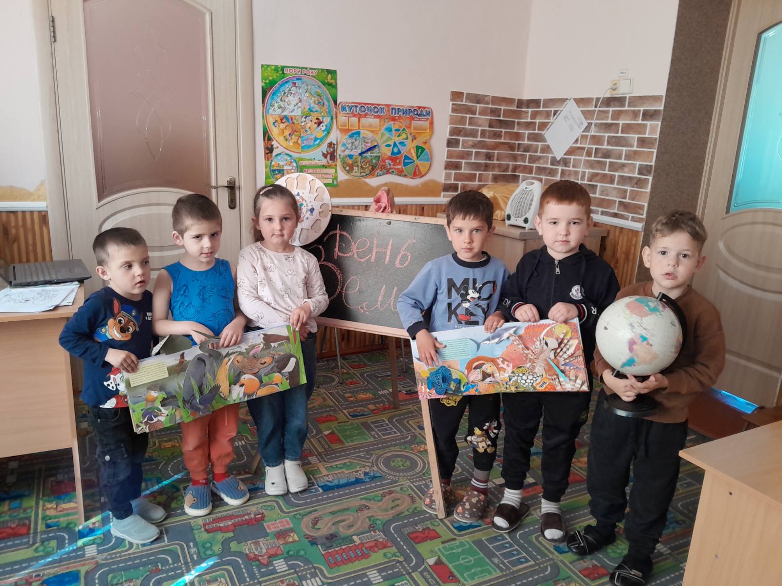 Фото без опису