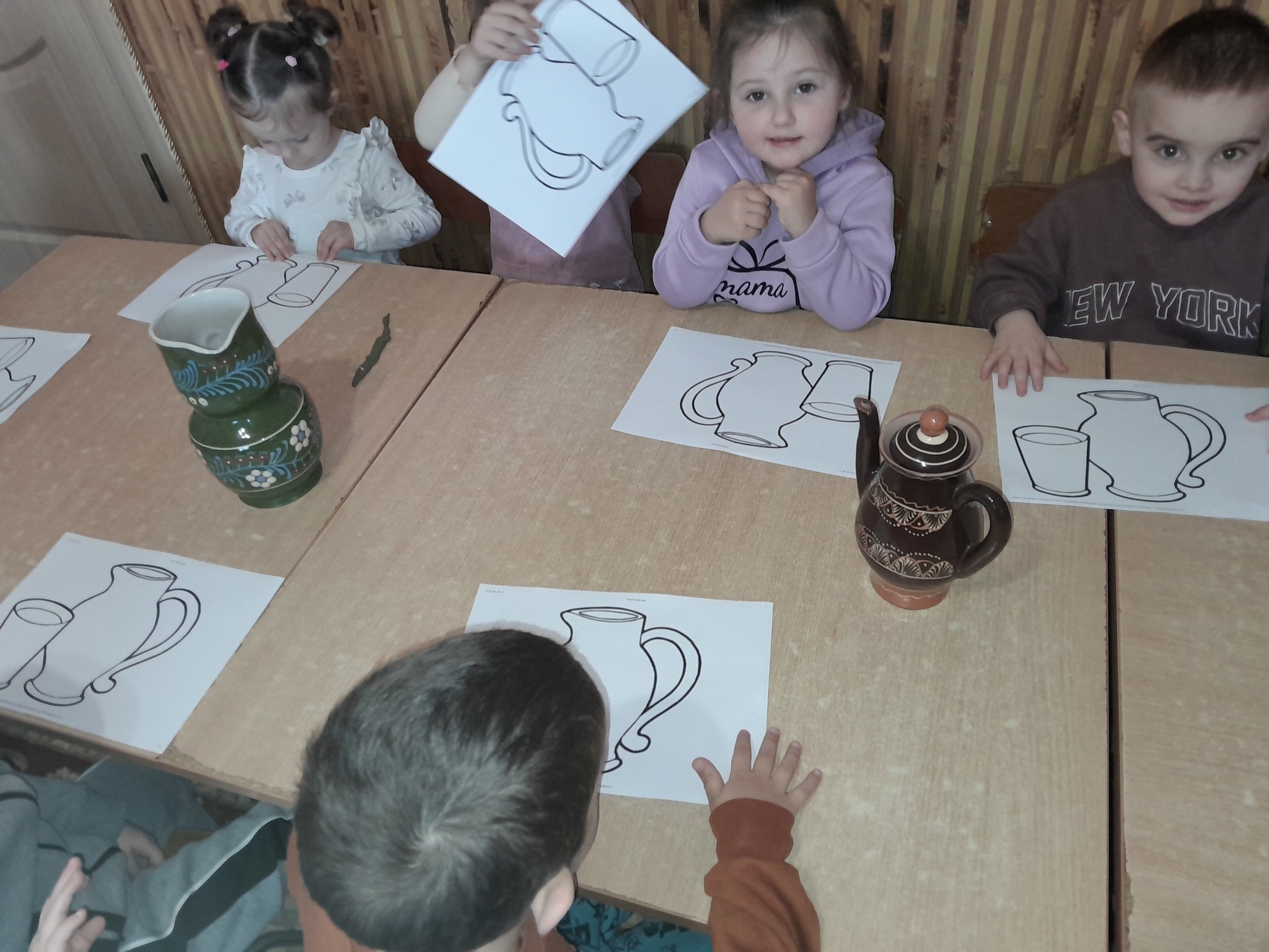 Фото без опису