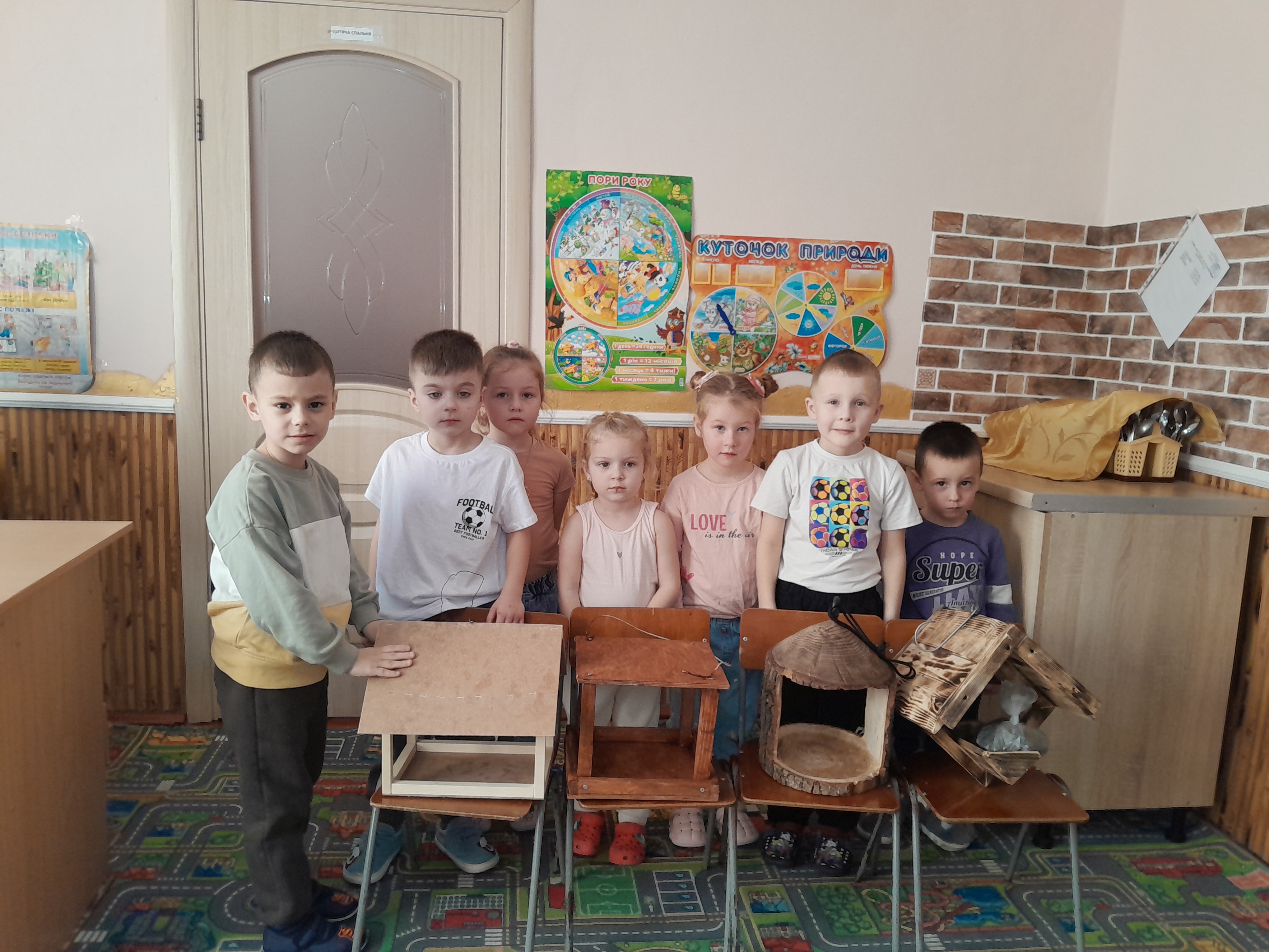 Фото без опису