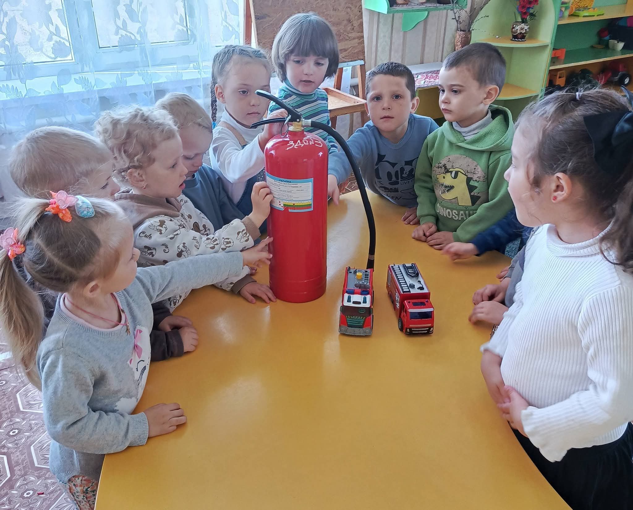 Фото без опису