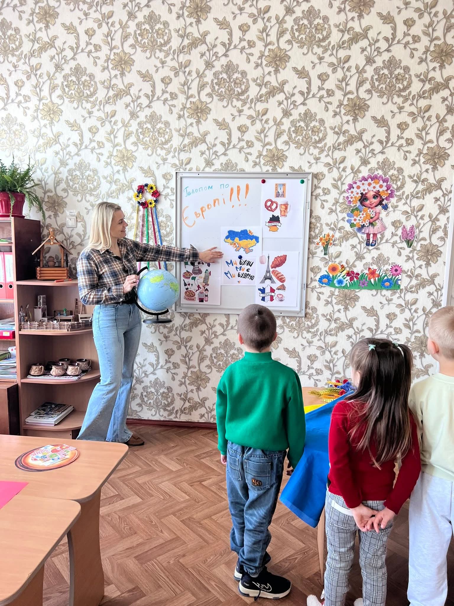 Фото без опису