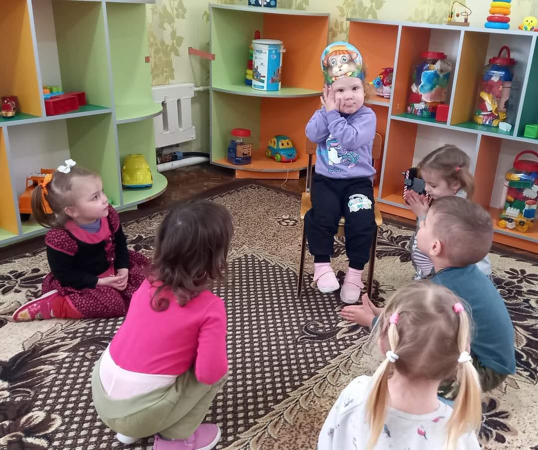 Фото без опису