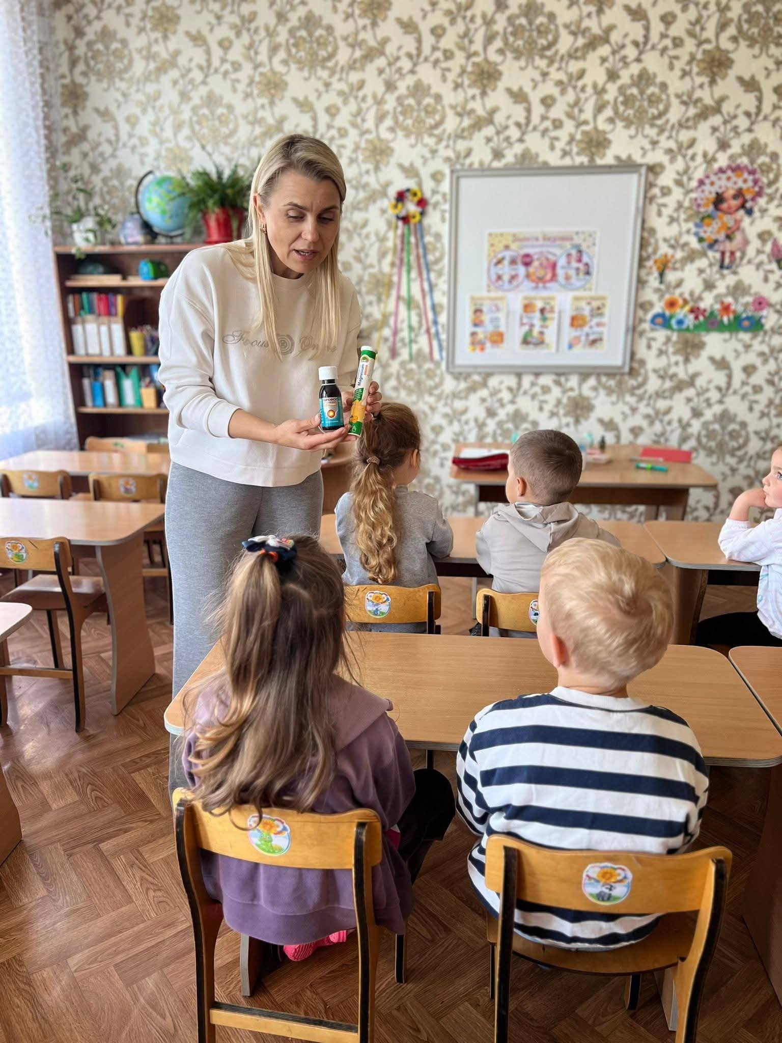 Фото без опису
