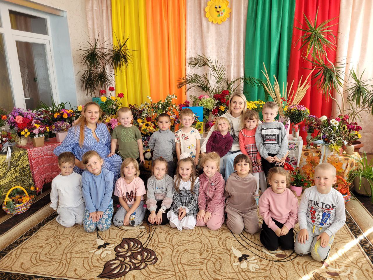 Фото без опису