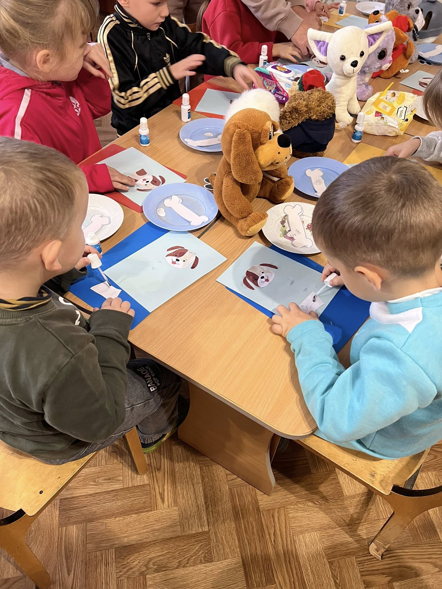 Фото без опису