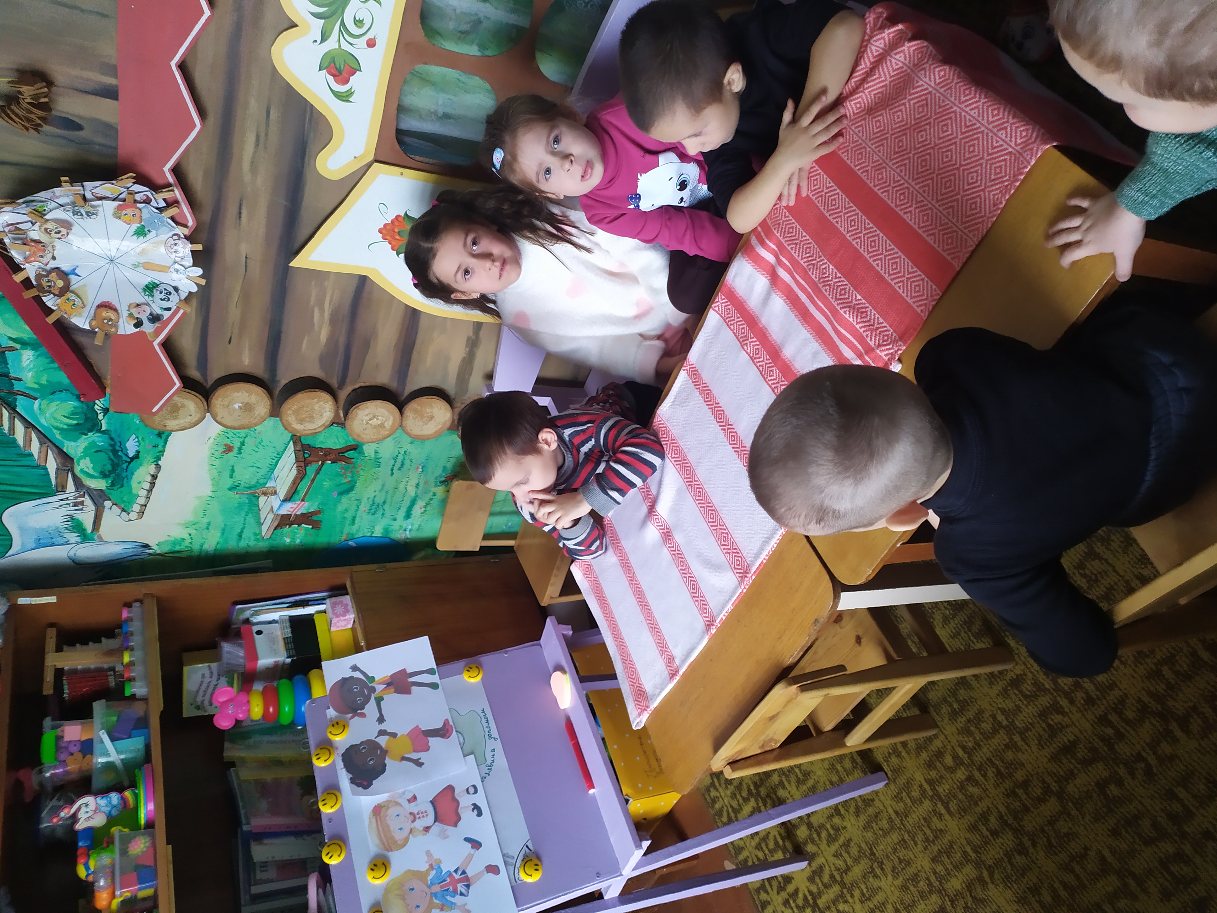 Фото без опису