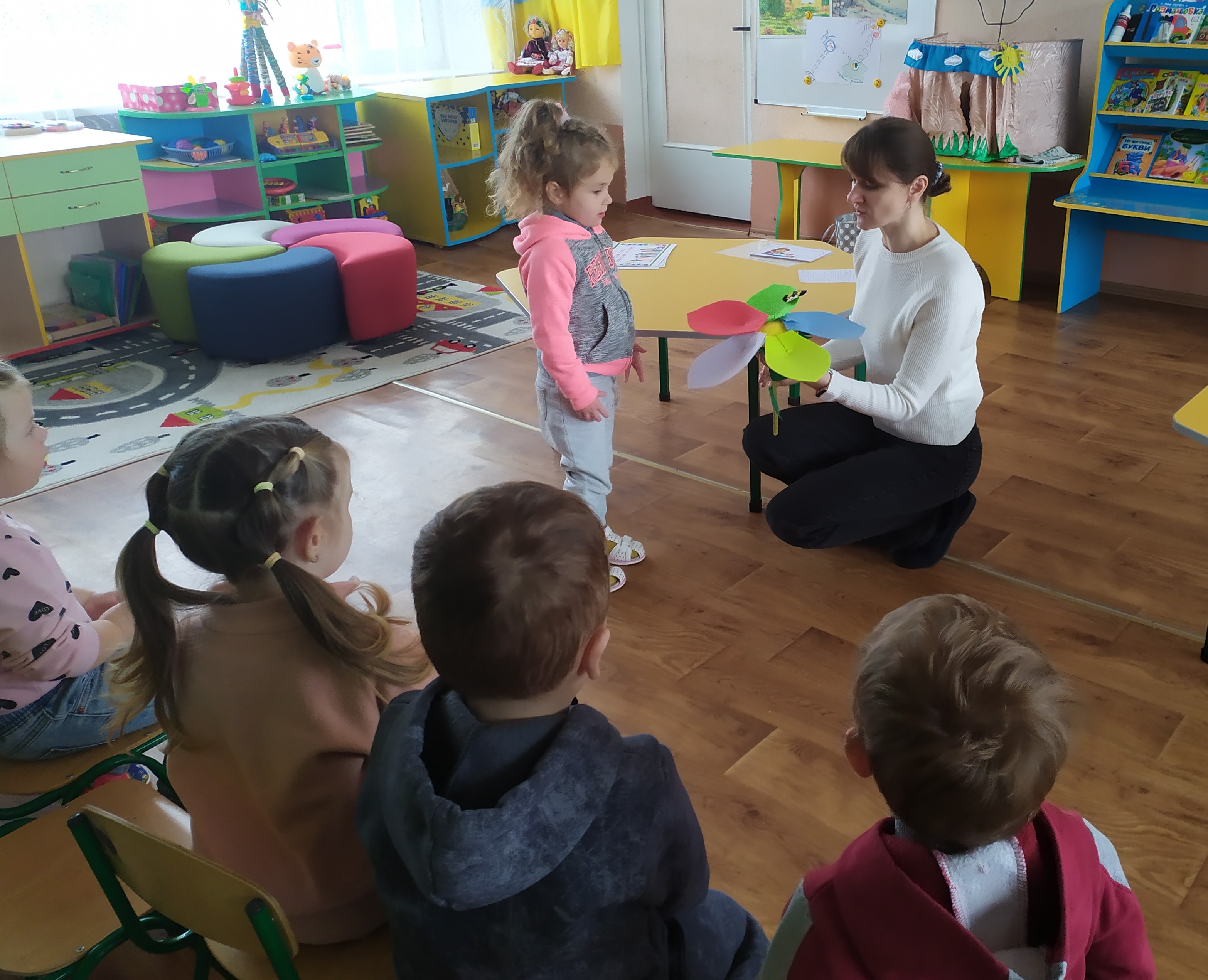 Фото без опису