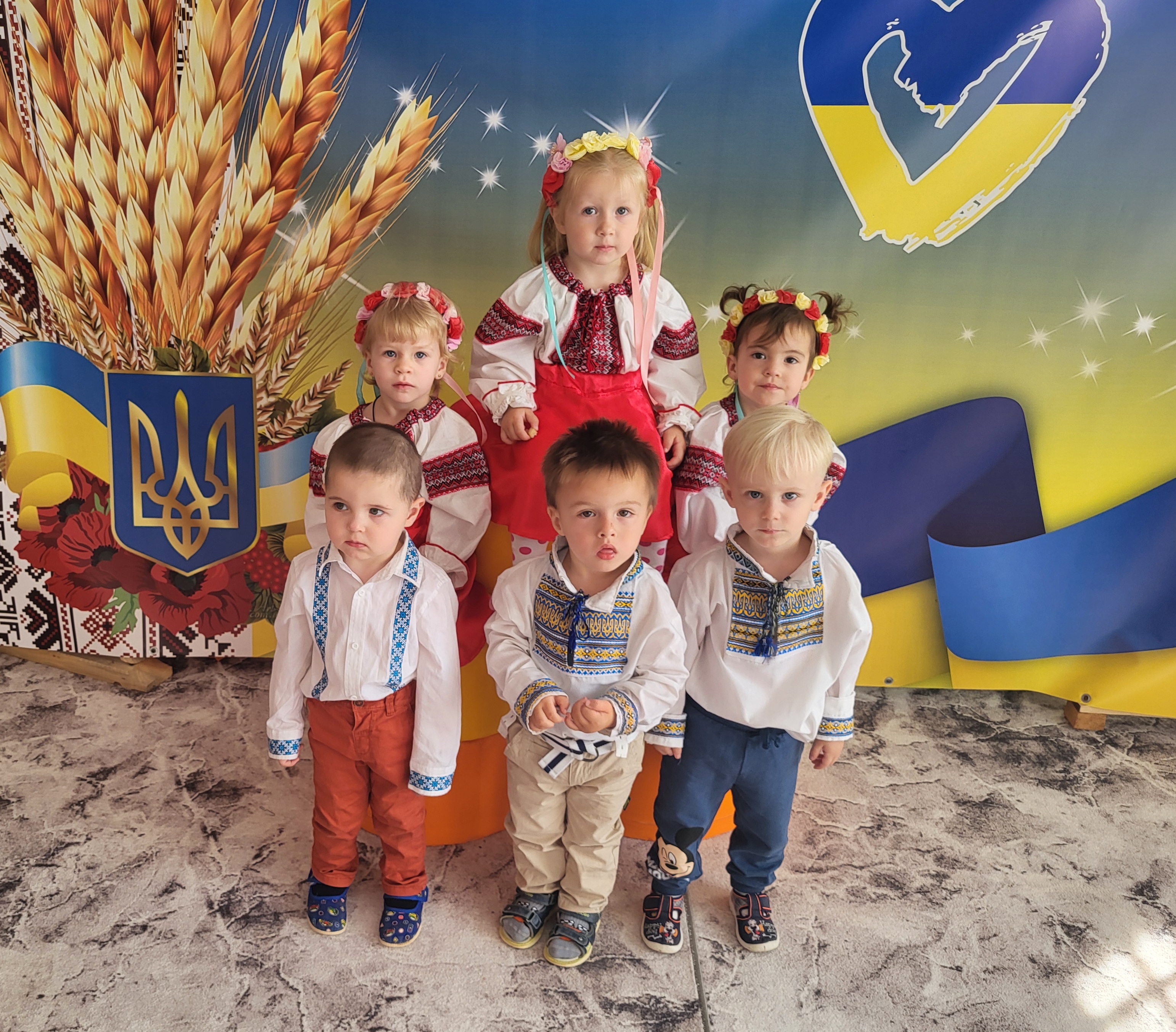 Фото без опису