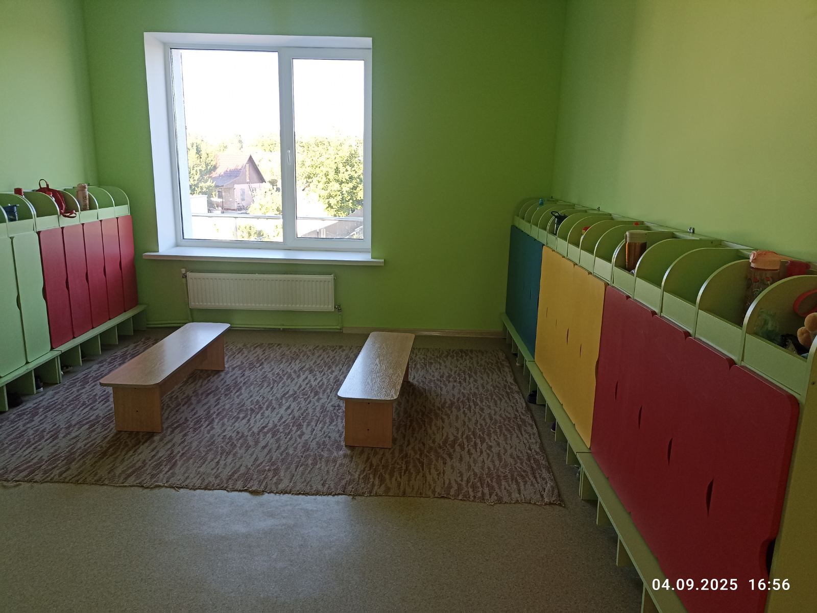 Фото без опису