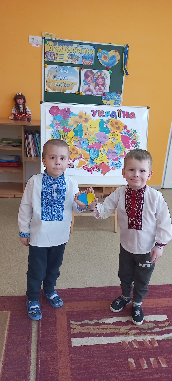 Фото без опису