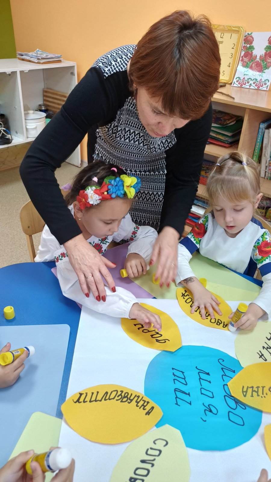 Фото без опису