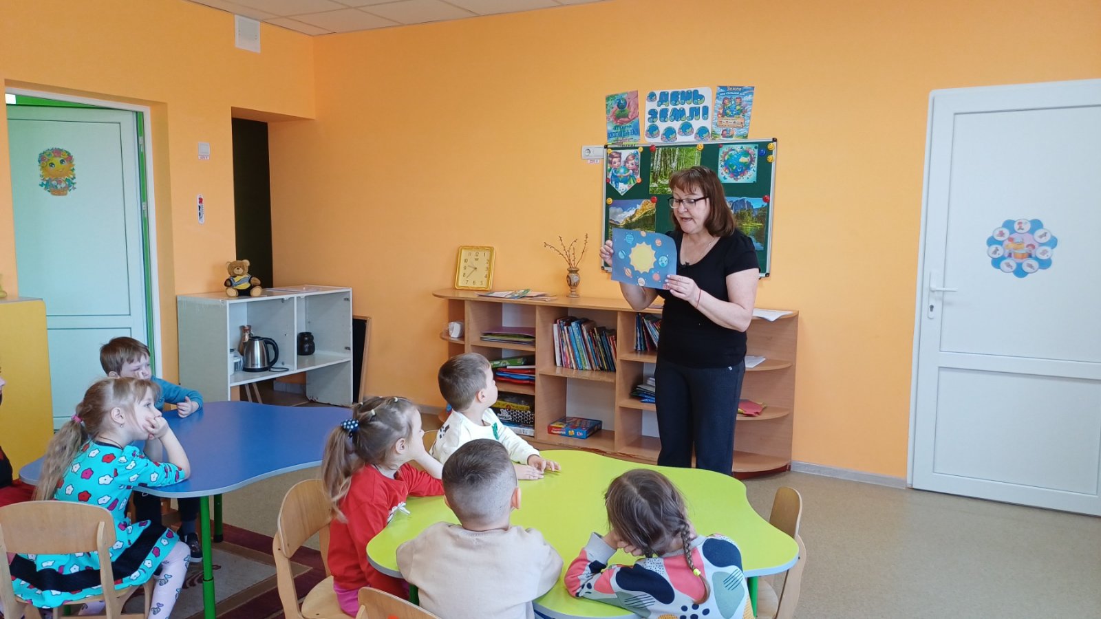 Фото без опису