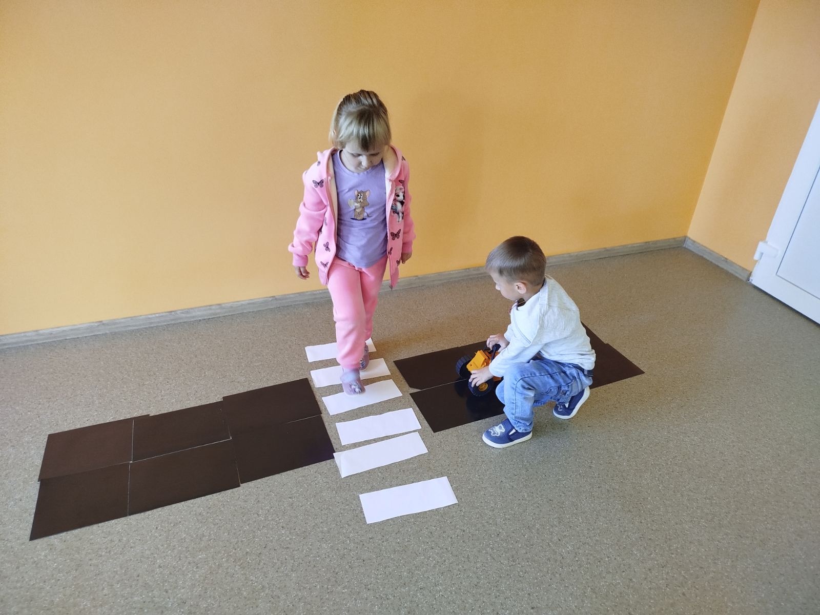 Фото без опису