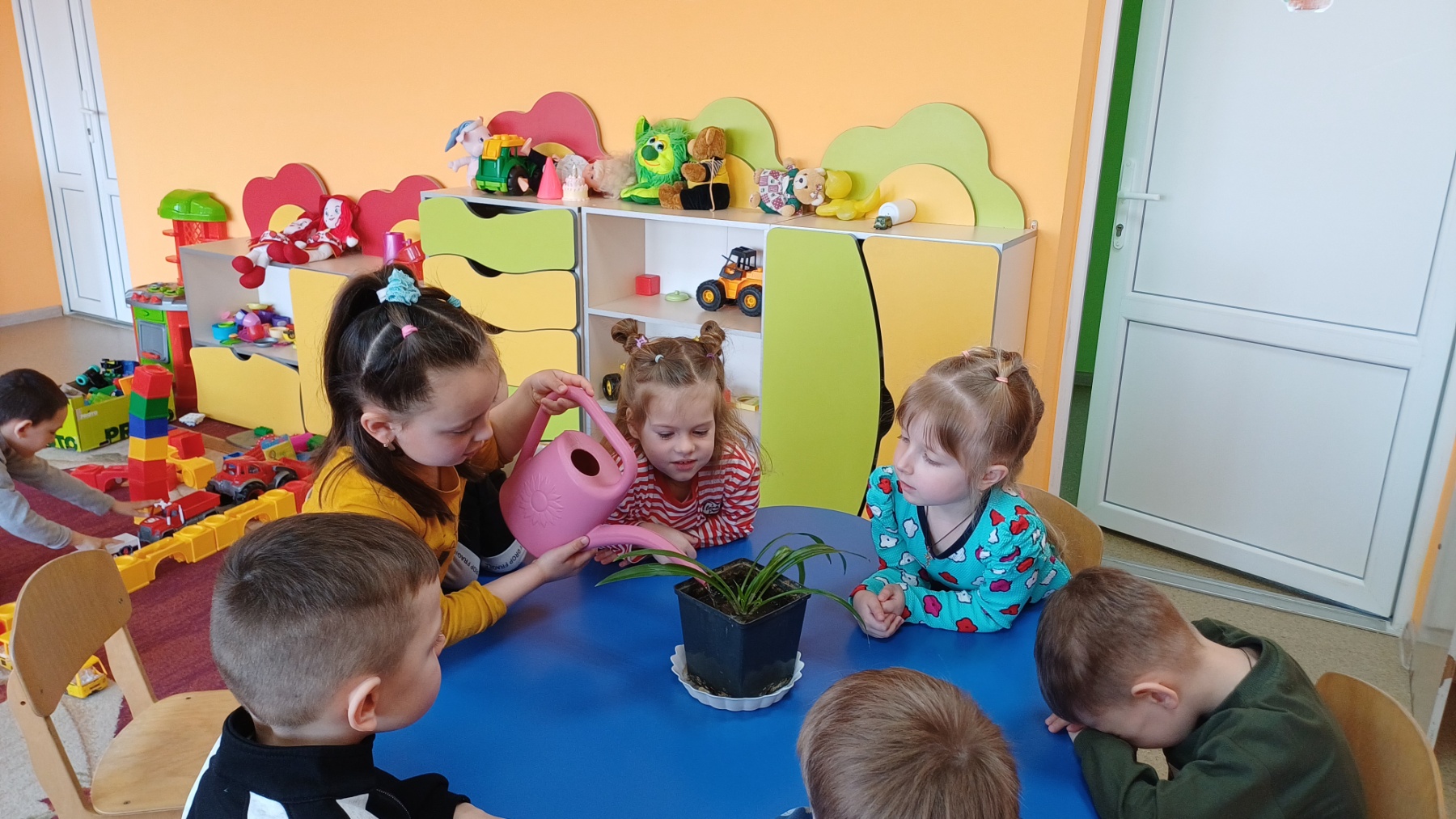 Фото без опису