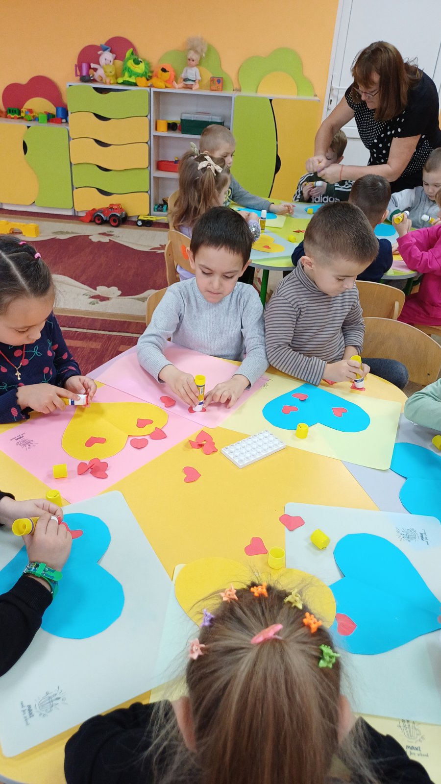 Фото без опису