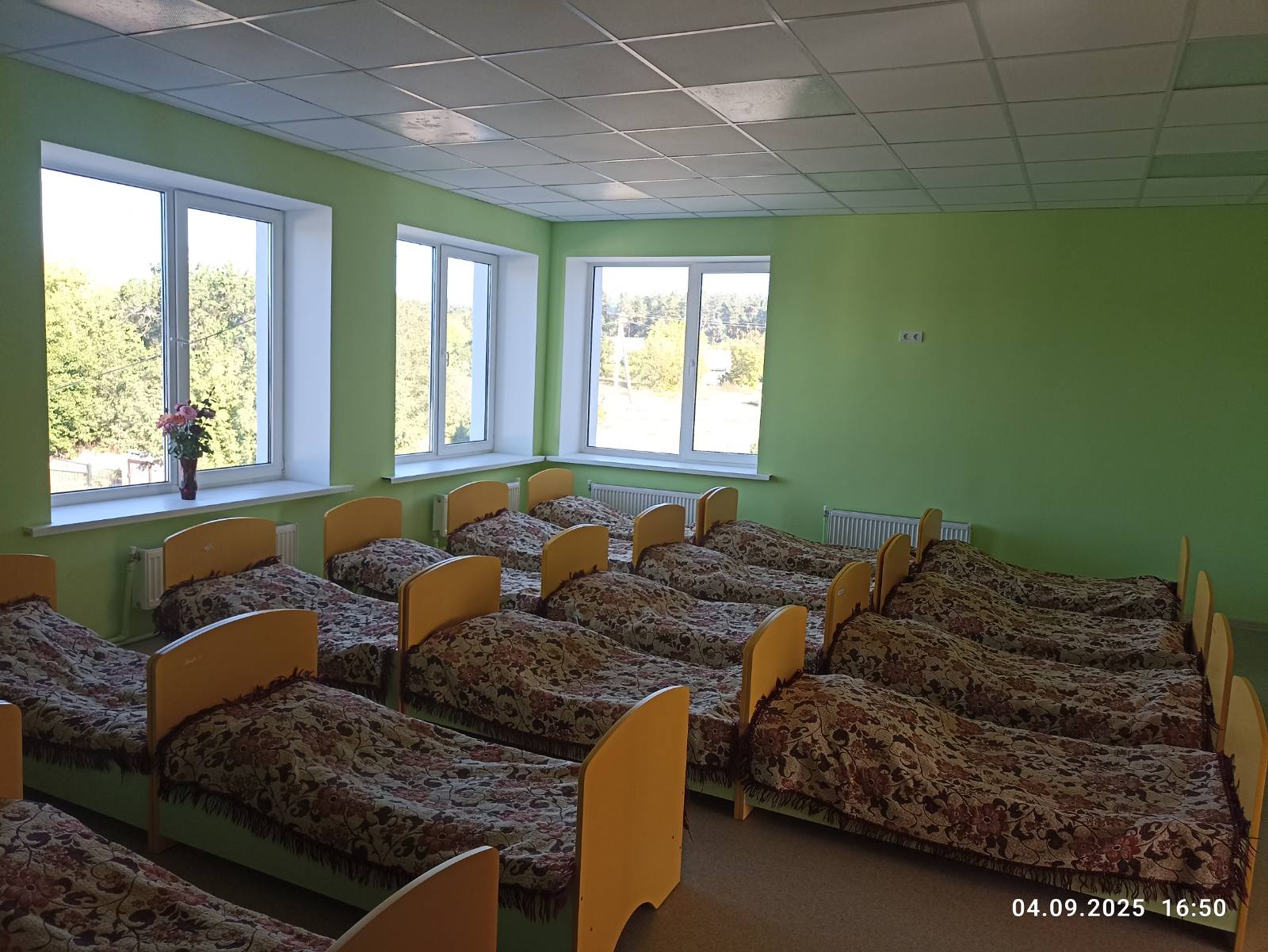 Фото без опису