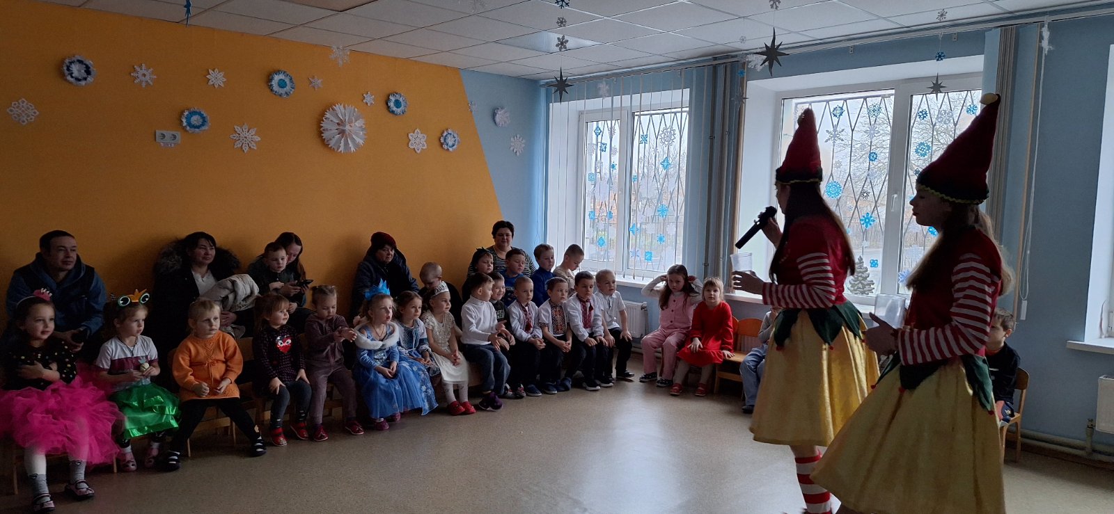 Фото без опису