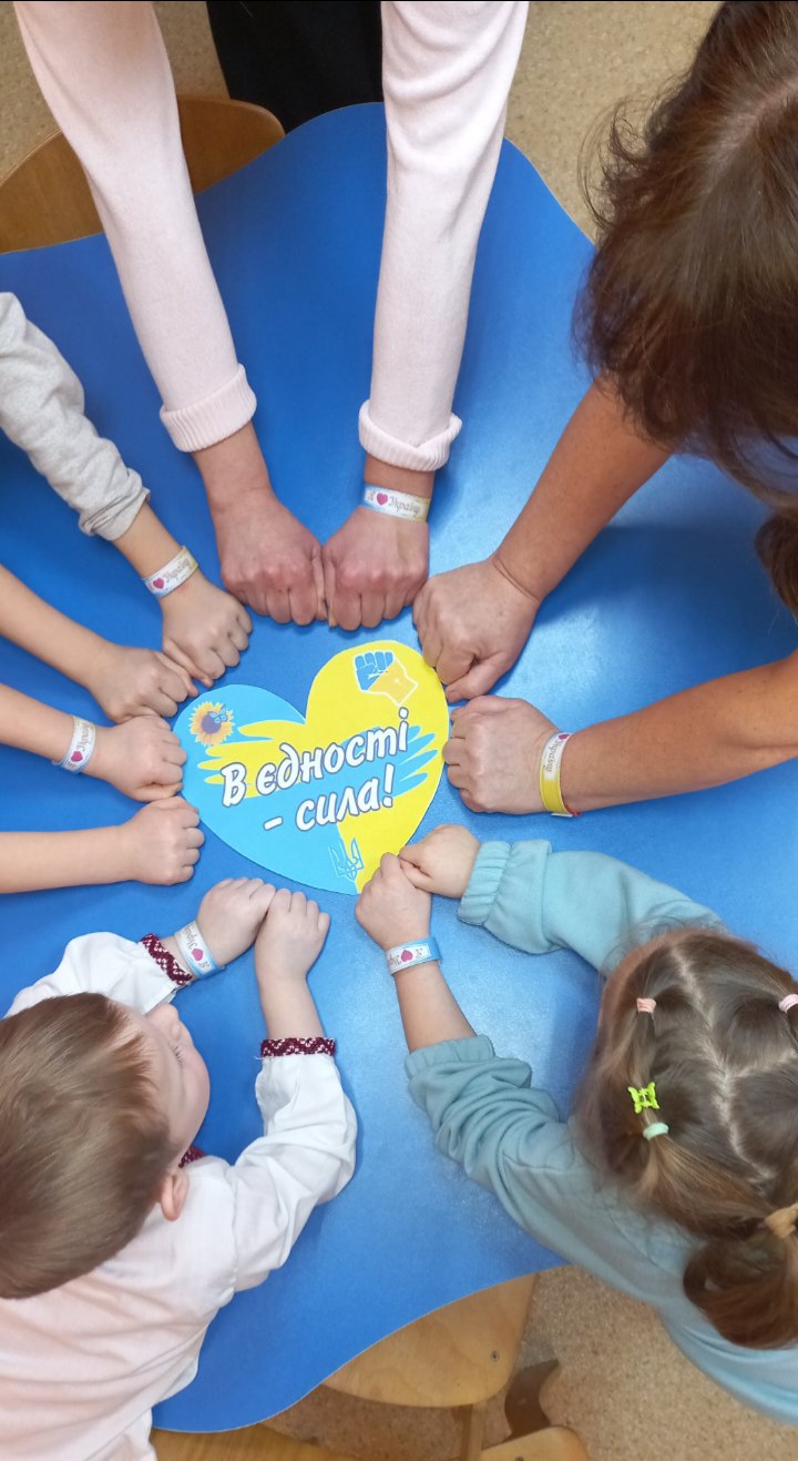 Фото без опису