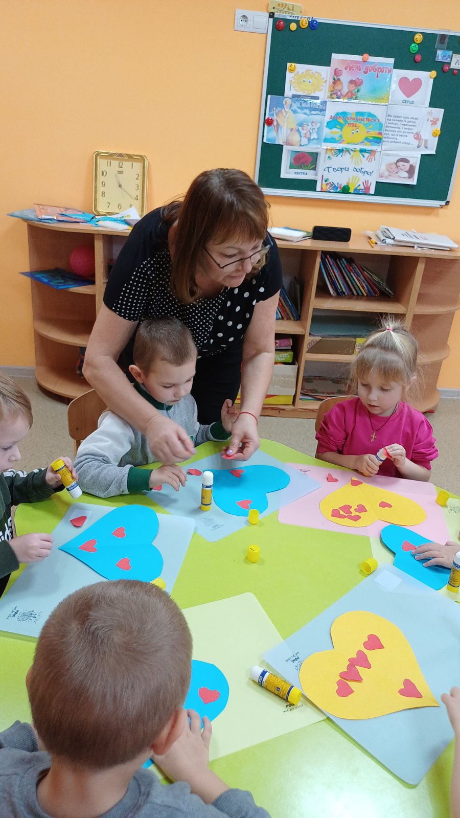 Фото без опису