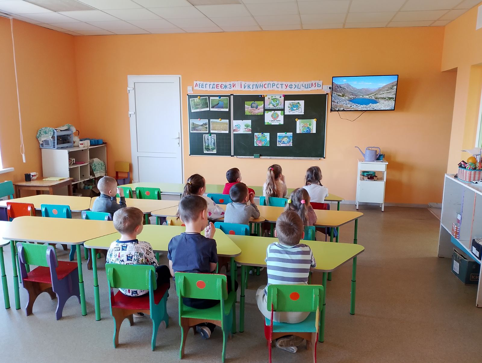 Фото без опису