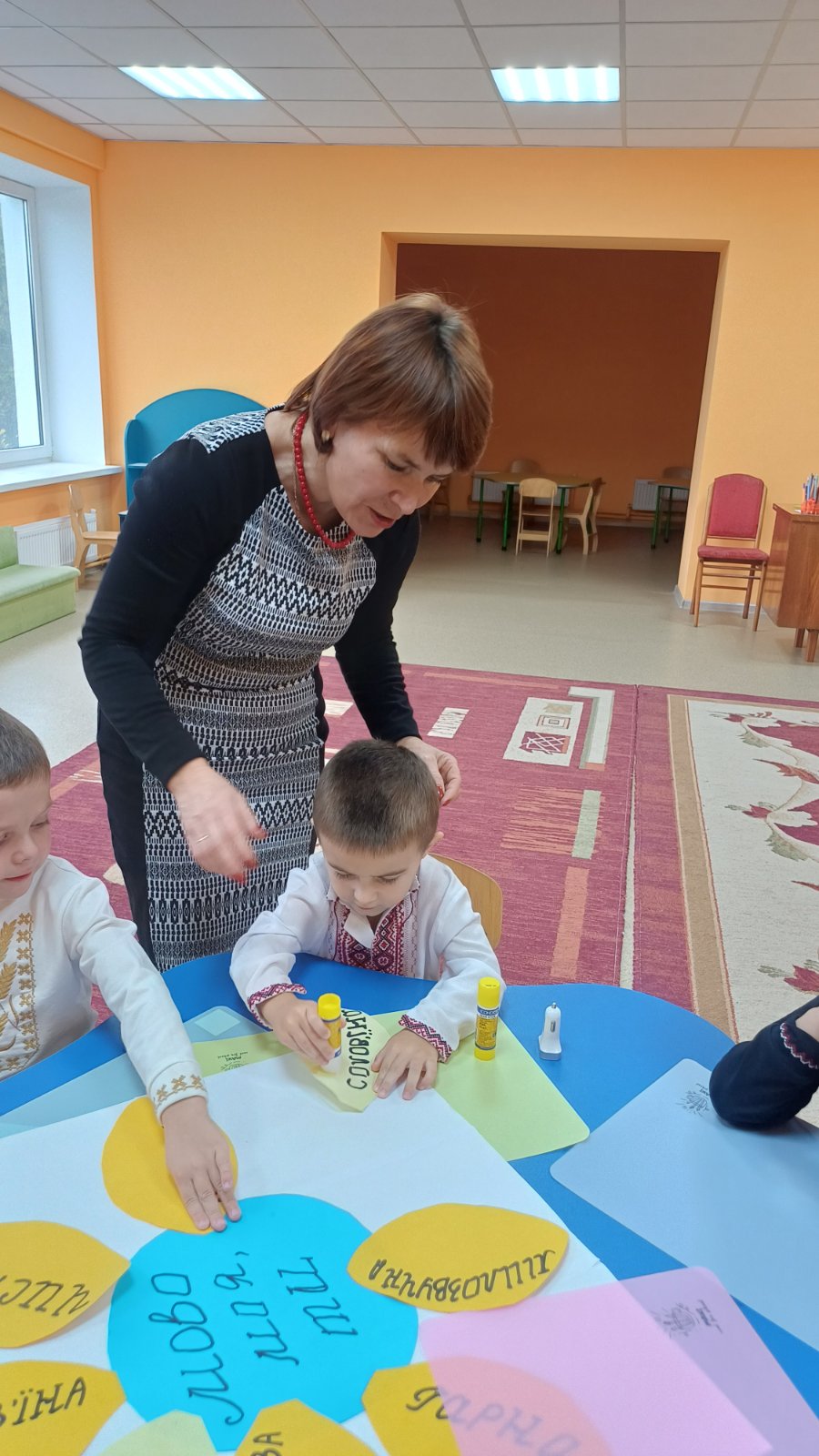 Фото без опису