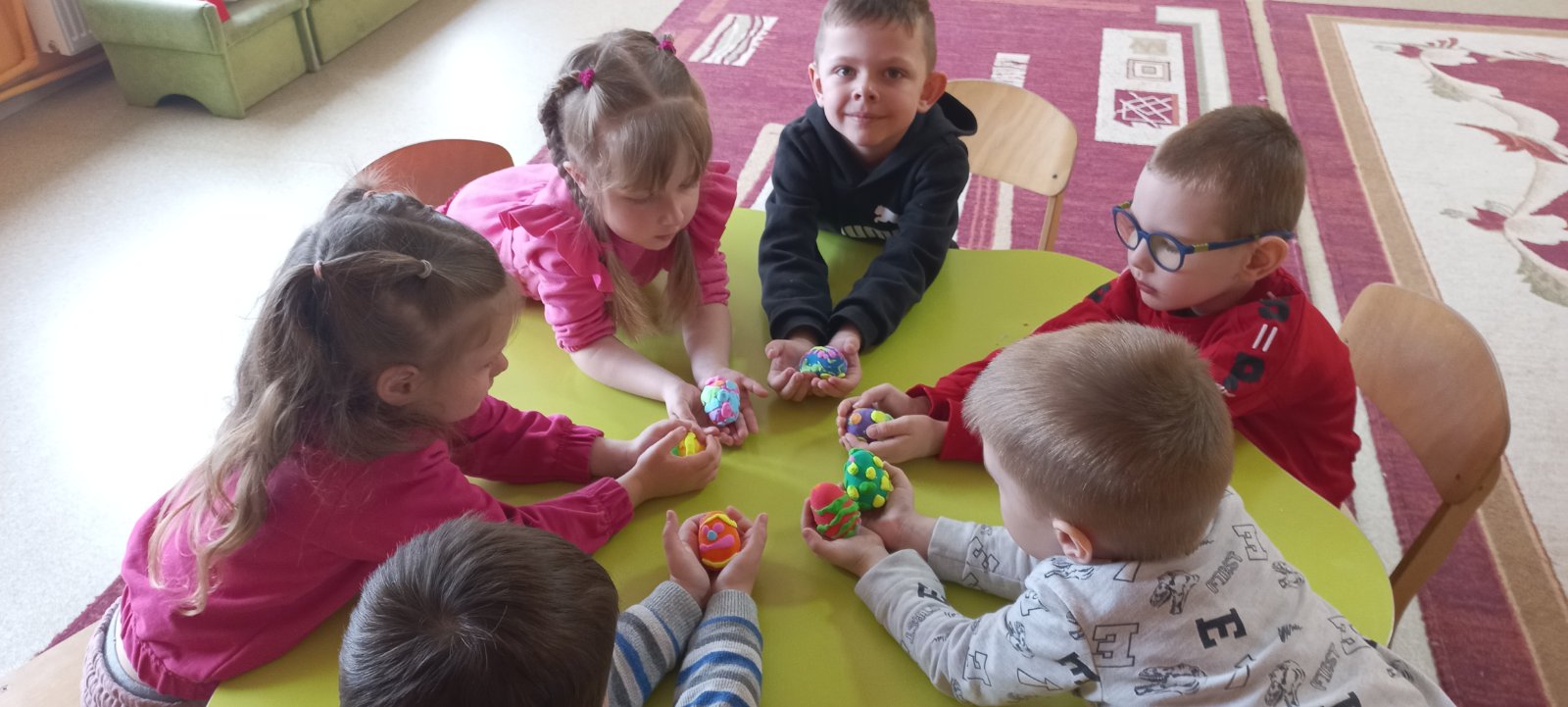 Фото без опису