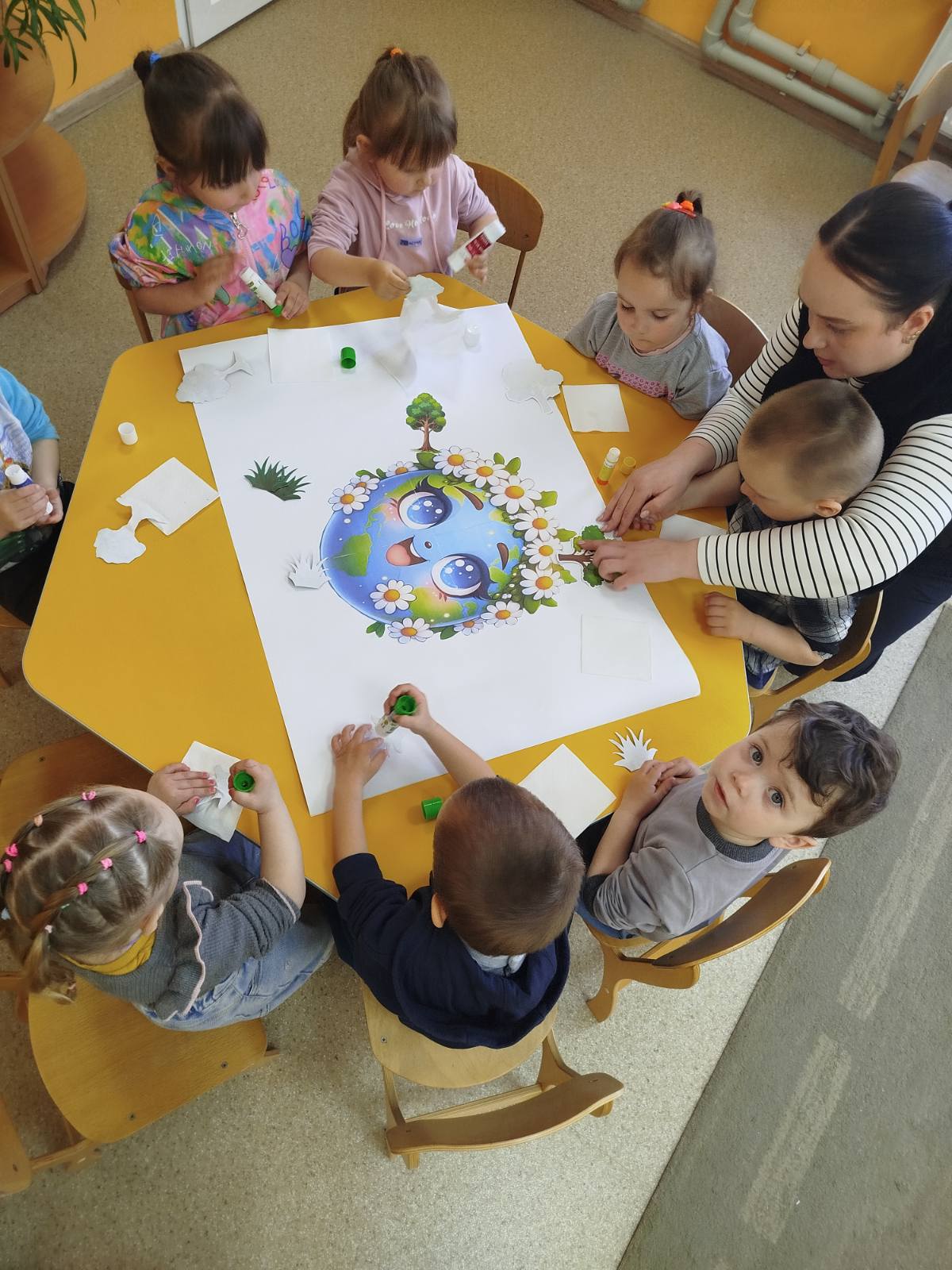 Фото без опису