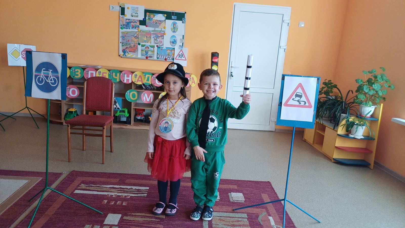 Фото без опису