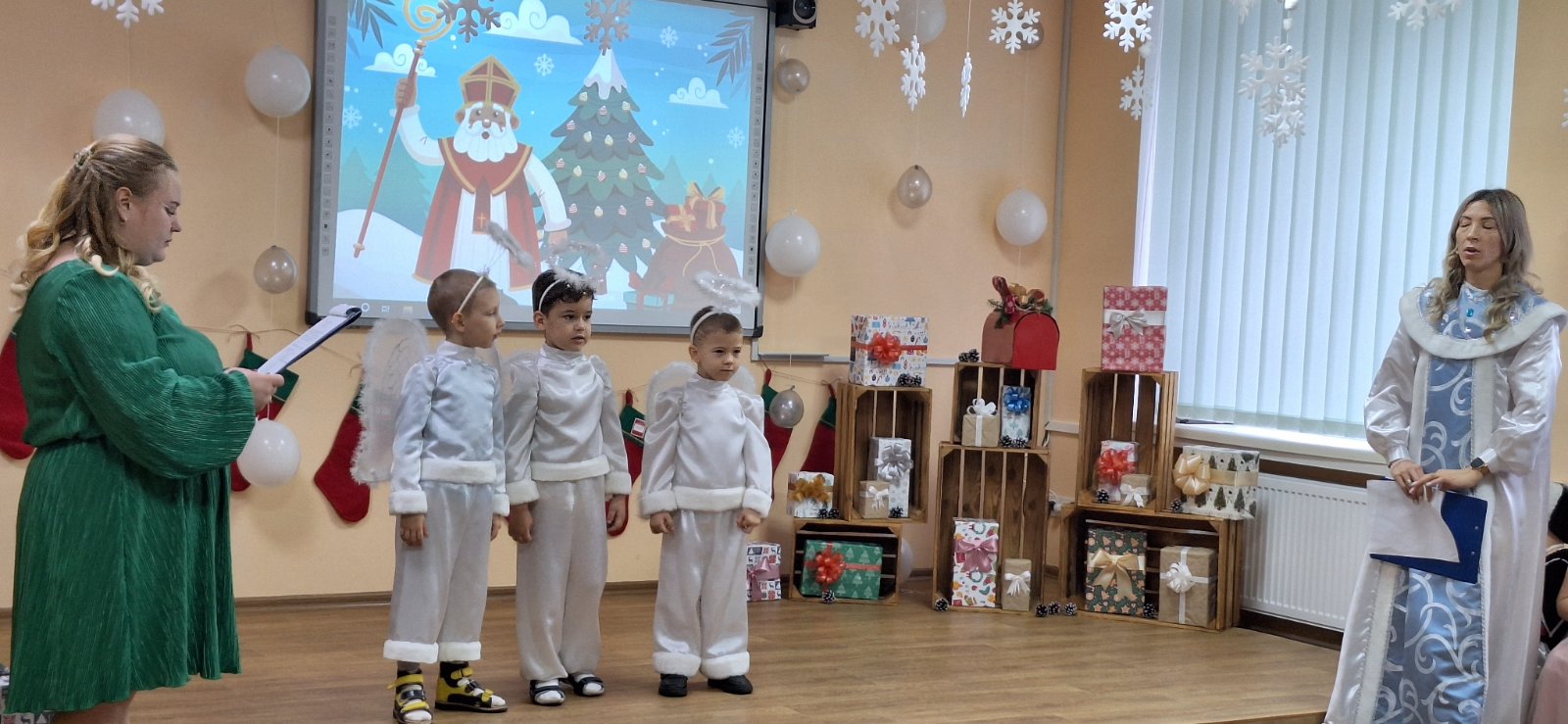 Фото без опису