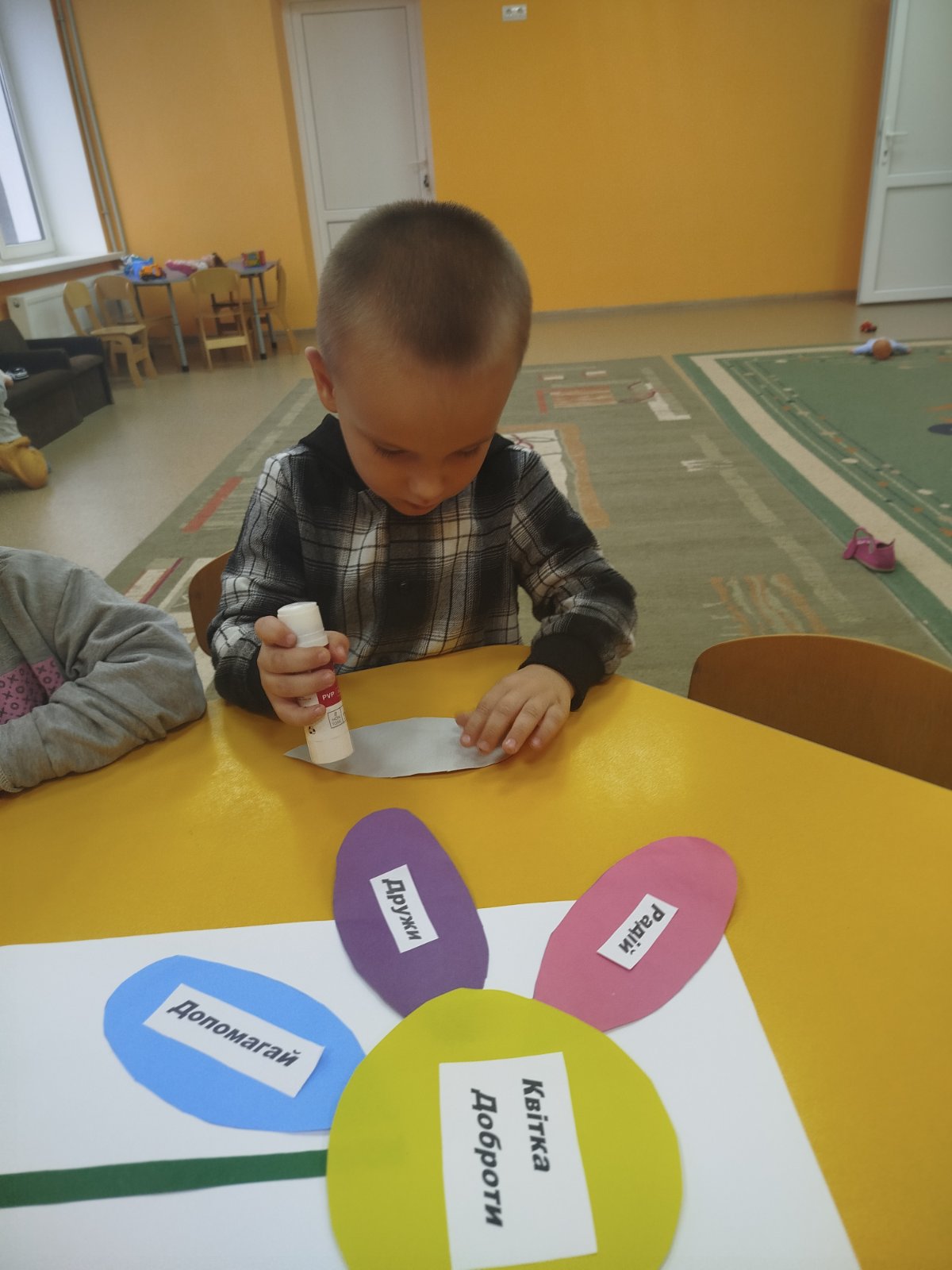 Фото без опису