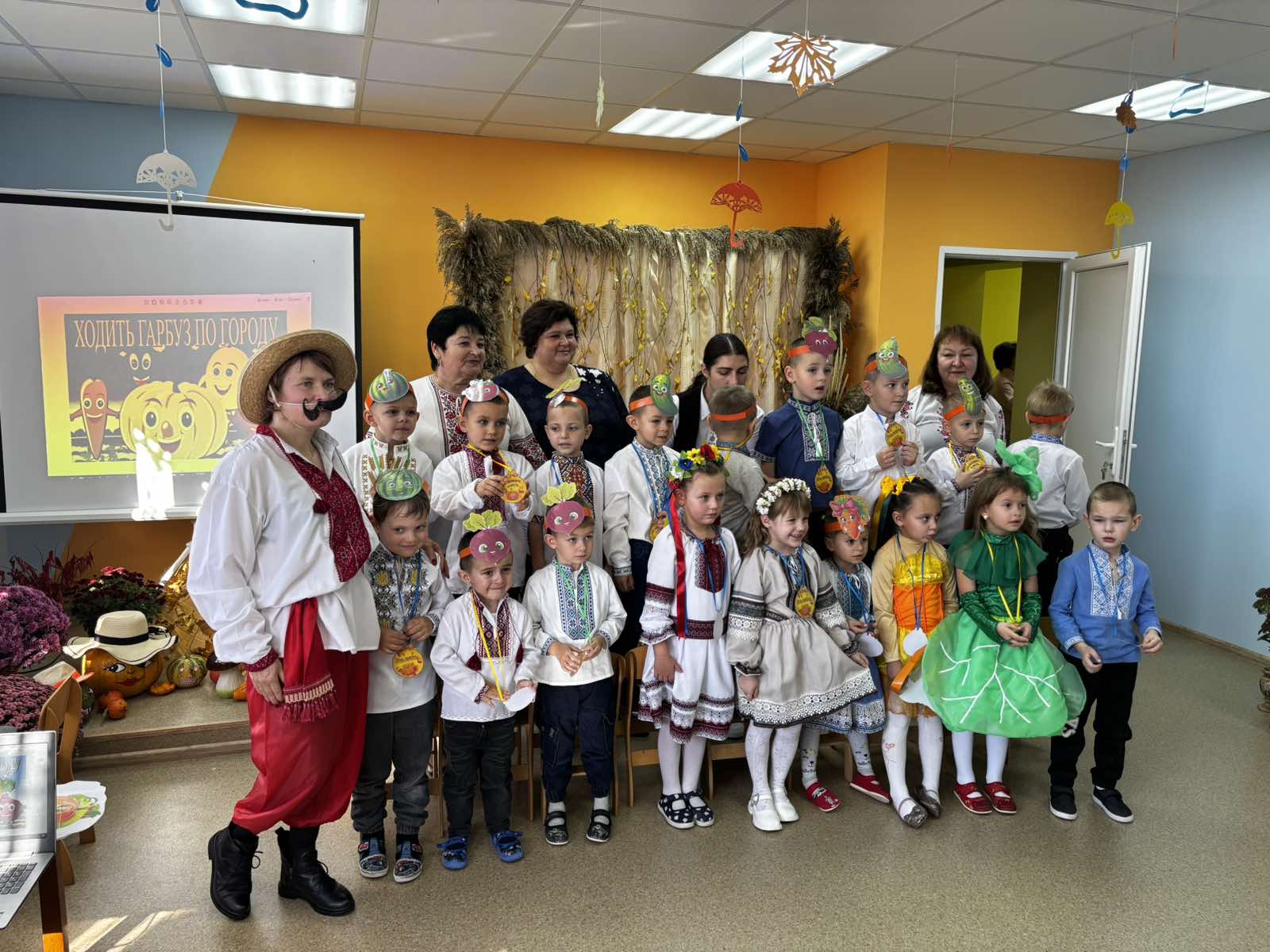 Фото без опису