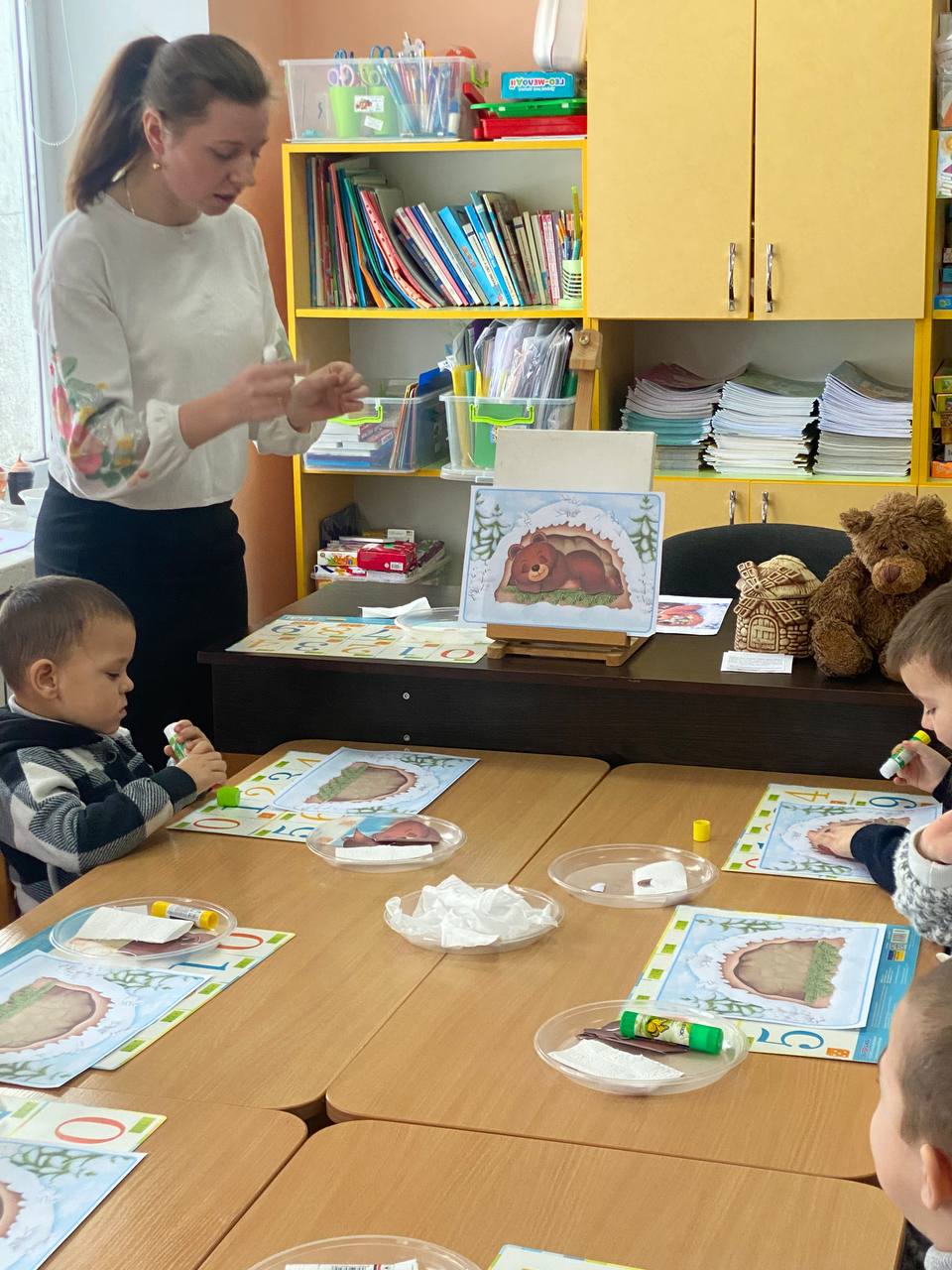 Фото без опису