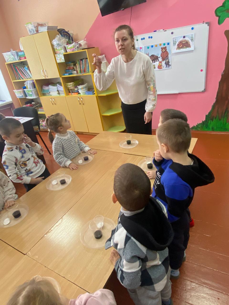 Фото без опису