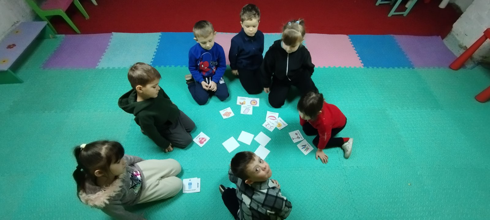 Фото без опису