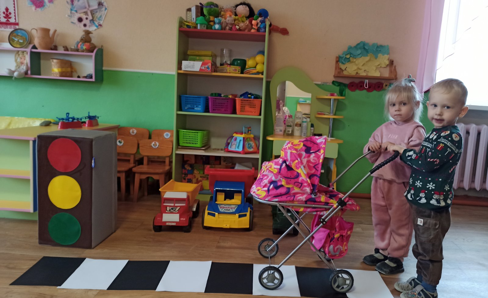 Фото без опису