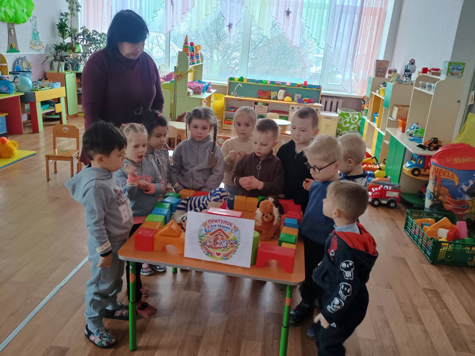 Фото без опису