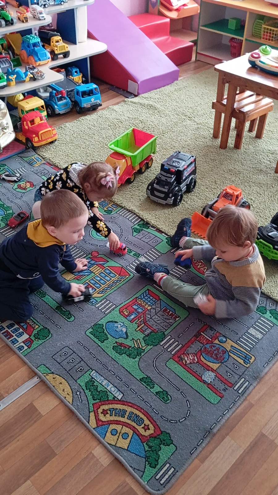 Фото без опису