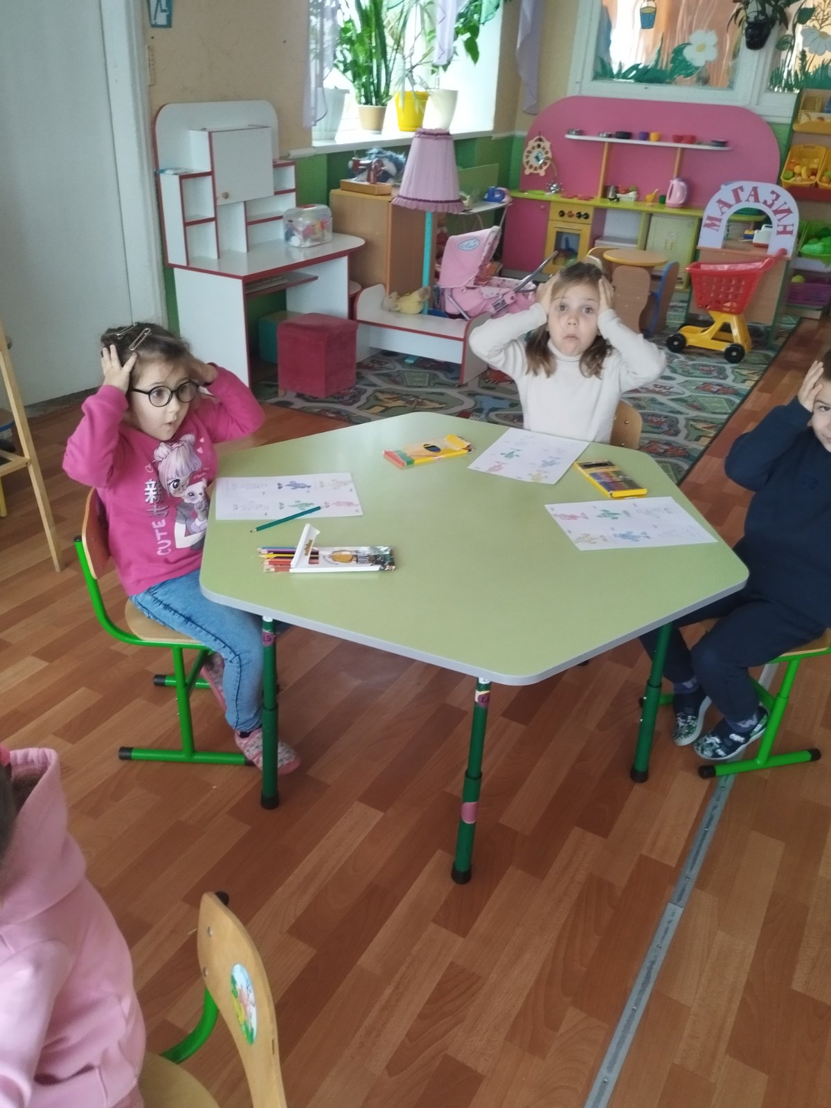 Фото без опису