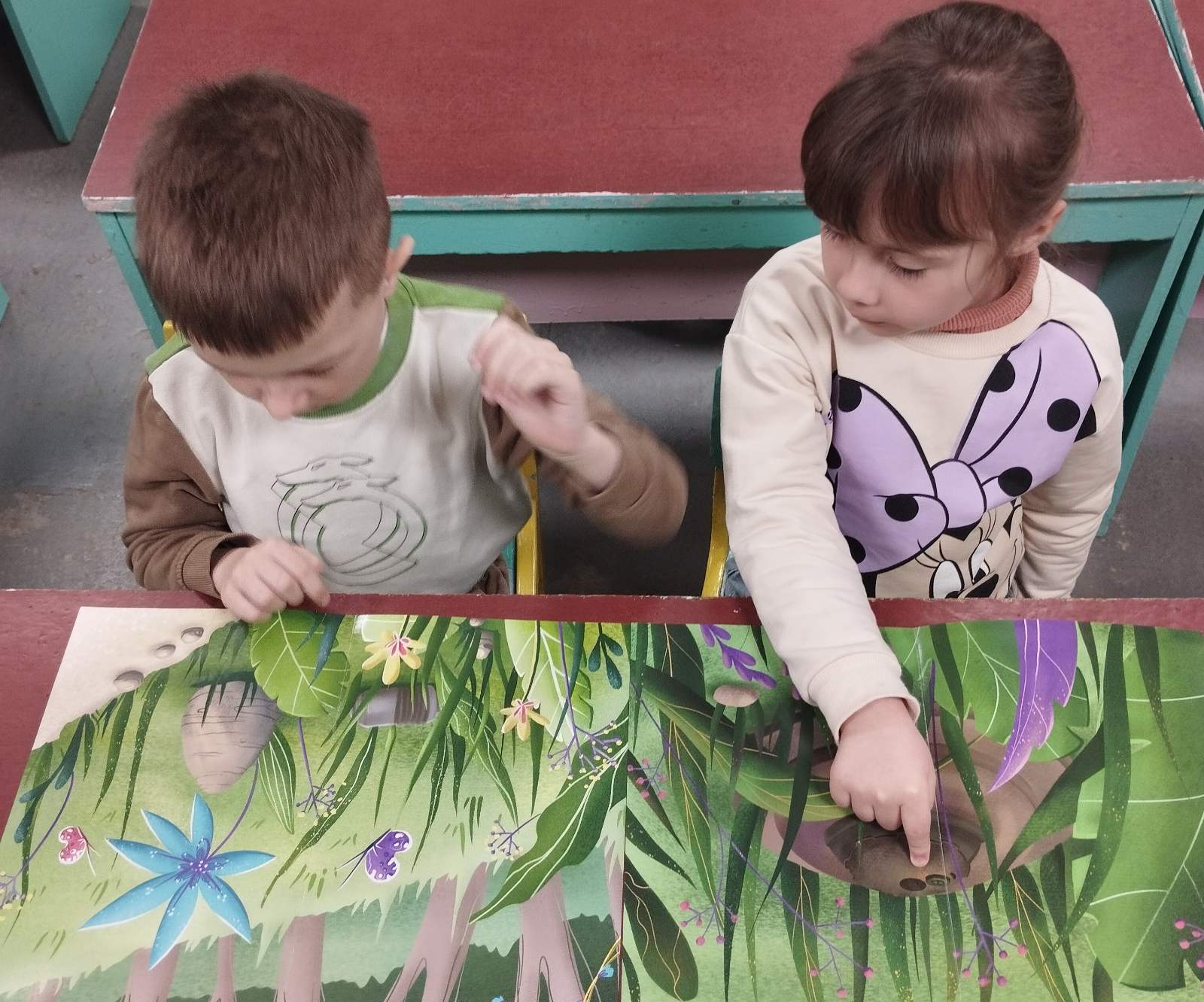 Фото без опису